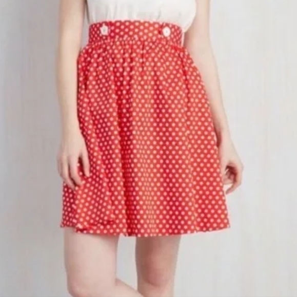 Modcloth Red White Polka Dot a-line pleated skirt. Women's plus size 1X. - Picture 2 of 16